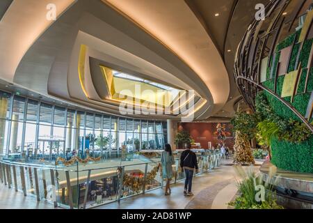 Iconsiam,Thailand -Oct 30,2019: People can seen having their meal at Iconsiam shopping mall,it is offers high-end brands and an indoor floating market Stock Photo