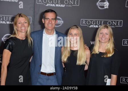 Los Angeles Mayor Eric Garcetti & wife Amy Wakeland & guests at the world premiere of 'Rogue One: A Star Wars Story' at The Pantages Theatre, Hollywood.  December 10, 2016 © 2016 Paul Smith / Featureflash Stock Photo