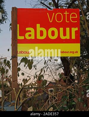 General election party political sign, vote Labour , Lymm Village, South Warrington, Cheshire, North West, England, Cheshire, WA4 Stock Photo