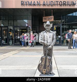 Statue of Little Jimmy Dickens outside Ryman Auditorium. He was inducted to Country Music Hall of Fame in 1983. Stock Photo