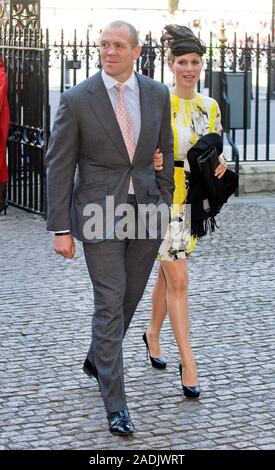 Mike Tindall and Zara Phillips join H.M. The Queen  at Westminster Abbey for a ceremony to mark the 60th anniversary of her coronation in 1953. Accompanied by the Duke of Edinburgh, Prince Charles and the Duchess of Cornwall, the Duke and Duchess of Cambridge, and other members of the Royal Family June 2013. Stock Photo