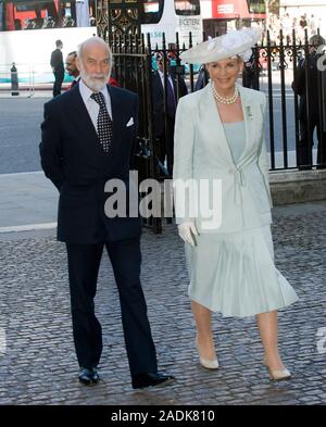 Prince and Princess Michael of Kent join The Queen at Westminster Abbey for a ceremony to mark the 60th anniversary of her coronation in 1953. Accompanied by the Duke of Edinburgh, Prince Charles and the Duchess of Cornwall, the Duke and Duchess of Cambridge, and other members of the Royal Family June 2013. Stock Photo