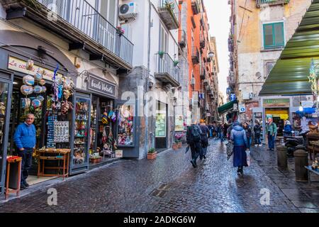 Spaccanapoli, centro storico, Naples, Italy Stock Photo