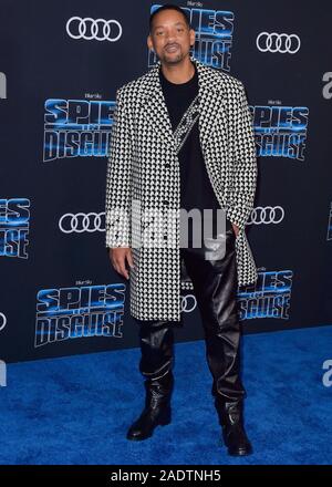 Hollywood, United States. 04th Dec, 2019. HOLLYWOOD, LOS ANGELES, CALIFORNIA, USA - DECEMBER 04: Actor Will Smith arrives at the Los Angeles Premiere Of 20th Century Fox's 'Spies In Disguise' held at the El Capitan Theatre on December 4, 2019 in Hollywood, Los Angeles, California, United States. ( Credit: Image Press Agency/Alamy Live News Stock Photo