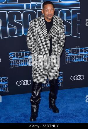 Hollywood, United States. 04th Dec, 2019. HOLLYWOOD, LOS ANGELES, CALIFORNIA, USA - DECEMBER 04: Actor Will Smith arrives at the Los Angeles Premiere Of 20th Century Fox's 'Spies In Disguise' held at the El Capitan Theatre on December 4, 2019 in Hollywood, Los Angeles, California, United States. ( Credit: Image Press Agency/Alamy Live News Stock Photo