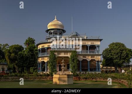 30 Sep 2005 The Anand Bhavan or Swaraj Bhavan. formerly the residence of Nehru-Gandhi family,now a museum Allahabad,Prayagraj Uttar Pradesh, India Stock Photo