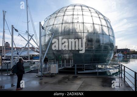 Biosfera building next to the Aquarium of Genoa in Genova, Italy, Europe Stock Photo