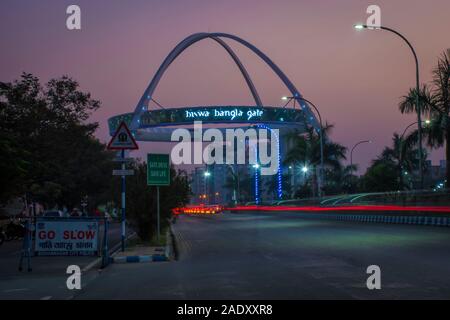 Biswa Bangla Gate, the Gateway to this city of joy has a restaurant that will host the city’s very first hanging restaurant offering you 360-degree vi Stock Photo