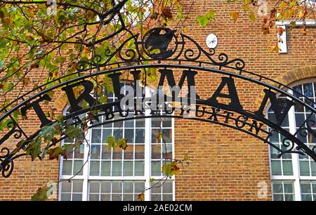 Truman Brewery gates and brewery, old brewhouse,Brick Lane,East End, London,England,UK, E1 6QR Stock Photo