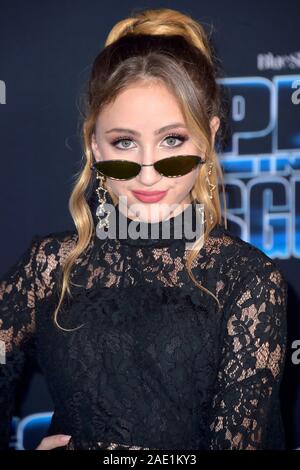 Los Angeles, USA. 04th Dec, 2019. Ava Kolker at the world premiere of the movie 'Spies in Disguise/Spies Undercover - A Wild Transformation' at the El Capitan Theater. Los Angeles, 04.12.2019 | usage worldwide Credit: dpa/Alamy Live News Stock Photo