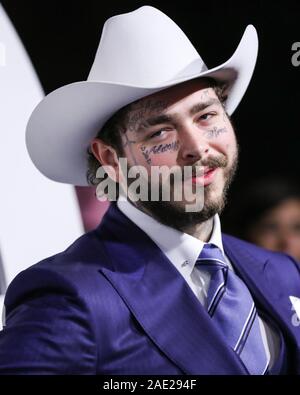 WEST HOLLYWOOD, LOS ANGELES, CALIFORNIA, USA - DECEMBER 05: Rapper Post Malone arrives at the 2019 GQ Men Of The Year Party held at The West Hollywood EDITION Hotel on December 5, 2019 in West Hollywood, Los Angeles, California, United States. (Photo by Xavier Collin/Image Press Agency) Stock Photo