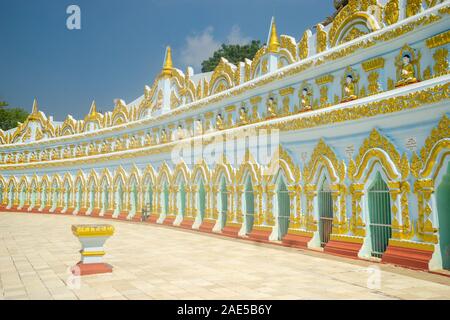 Exterior of the Umin Thonze Pagoda, a Buddhist monastery in Sagaing, on the Ayerwaddy River near Mandalay in Myanmar, formerly called Burma Stock Photo
