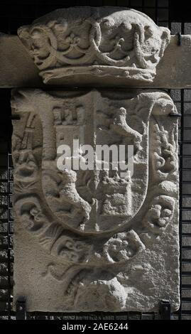 Escudo de España con vélaro. Muralla de La Coruña. Hacia 1650. Museo Arqueológico e Histórico (Castillo de San Antón). La Coruña. Galicia. España. Stock Photo