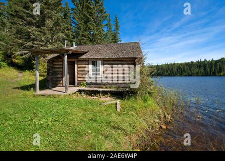 Grey Owl's Cabin on the shores of Lake Ajawaan, Prince Albert National Park, Saskatchewan, Canada Stock Photo