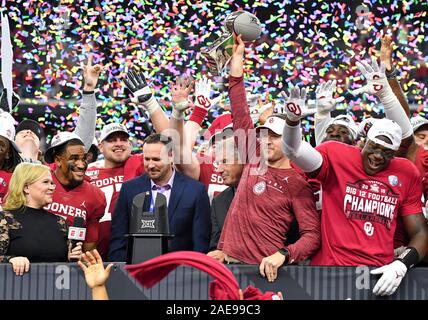 Dec 07, 2019: Oklahoma Sooners head coach Lincoln Riley raises the championship trophy after the NCAA Big 12 Championship game between the Baylor University Bears and the University of Oklahoma Sooners at AT&T Stadium in Arlington, TX Oklahoma defeated Baylor 30-23 in Overtime Albert Pena/CSM Stock Photo