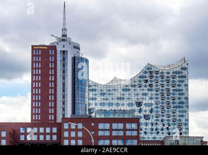 Taylor Wessing office building and Elbphilharmonie Hamburg Concert Hall in Hafencity Hamburg Germany Stock Photo