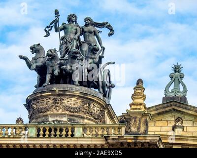 Bronze sculpture Panther Quadriga by Johann Schilling sculptor rooftop of Semperoper Dresden Opera House Theaterplatz Altstadt Dresden Saxony Germany Stock Photo