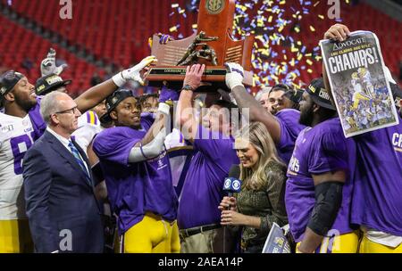 Atlanta, GA, USA. 07th Dec, 2019. SEC Commissioner Greg Sankey presents LSU  quarterback Joe Burrow (9) the MVP award after the SEC Championship between  the Georgia Bulldogs and the LSU Tigers at