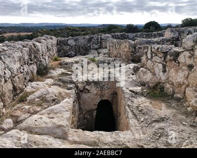 Ancient ruins in Adulam Nature Reserve since the Bar Kochba Revolt. Underground tunnel entrance. Stock Photo