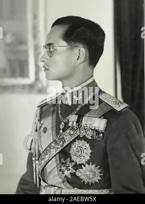 King Bhumibol Adulyadej and Queen Sirikit of Thailand Stock Photo