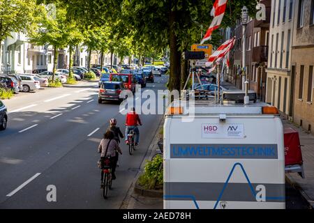 Düsseldorf, environmental lane on Merowinger Street, in the Bilk district, only taxis, cyclists, buses and e-cars may drive in the reserved right lane Stock Photo