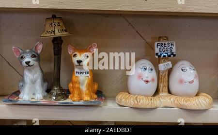 novelty ceramic salt & pepper shakers sold in Old Town Albuquerque, New Mexico Stock Photo