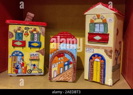Nino Parrucca cookie jars sold in Old Town Albuquerque, New Mexico Stock Photo