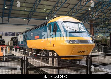 Inter City 125 or High Speed Train HST diesel locomotive, Sir Kenneth Grange, in the National Railway Museum, York, England, UK Stock Photo