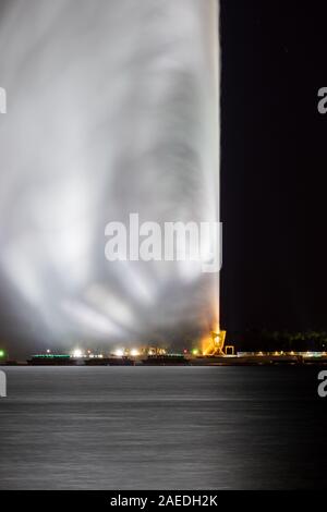 Close-up view of the nozzle of the King Fahd's Fountain, the world's tallest fountain, seen from the South Corniche, Jeddah, Saudi Arabia Stock Photo