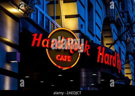 Sign of the Hard Rock Cafe in Piccadilly Circus, London, UK Stock Photo