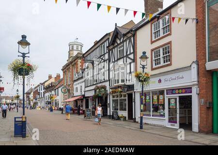 The Half Moon Inn and Ye Olde Pork Pie Shoppe, Nottingham Street, Melton Mowbray, Leicestershire, England, United Kingdom Stock Photo