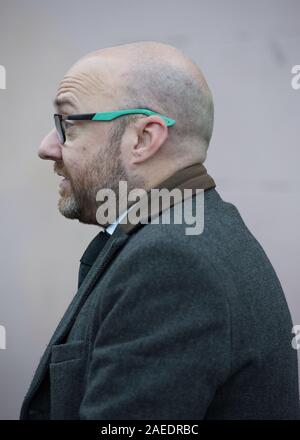 Glasgow, UK. 22 November 2019. Pictured: Patrick Harvie MSP - Co Leader of the Scottish Green Party campaigns with local candidates, councillors and party members for the abolition of the home office.  Credit: Colin Fisher/Alamy Live News. Stock Photo