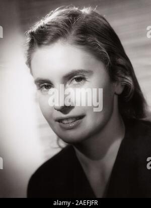 Ruth Niehaus, deutsche Bühnen- und Filmschauspielerin, Deutschland 1956. German theatre and movie actress Ruth Niehaus, Germany 1956. Stock Photo