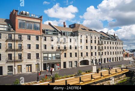 View of the historic 19th century Custom House Block by Isaiah Rogers on Long Wharf (South) in the Waterfront District of Boston, MA, New England, USA Stock Photo