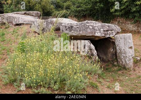 Dolmen of Mane Rutual, also Mane Rutuel or Mane Rethual - one of the main megalithic buildings in Locmariaquer, Brittany Stock Photo