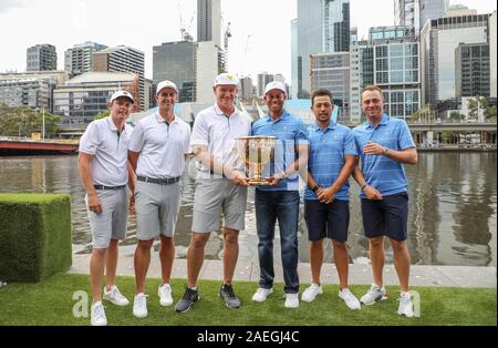 Melbourne, Australia. 9th Dec, 2019. Ernie Els (3rd L) and Tiger Woods (3rd R) pose for photos ahead of the 2019 Presidents Cup in Melbourne, Australia, Dec. 9, 2019. Credit: Bai Xuefei/Xinhua/Alamy Live News Stock Photo
