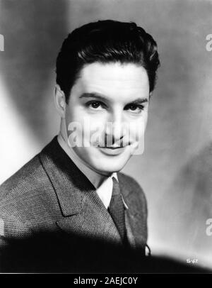 ROBERT DONAT As Richard Hannay In THE 39 STEPS 1935 Director ALFRED ...