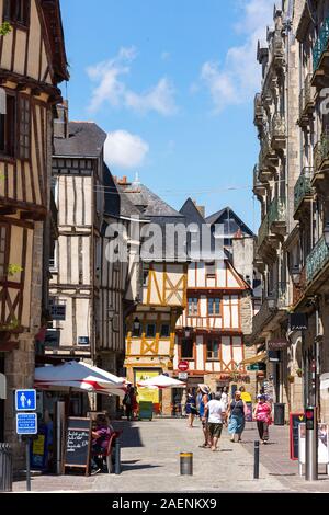 Vannes (Brittany, north-western France): 'rue de la Monnaie street in the city centre Stock Photo