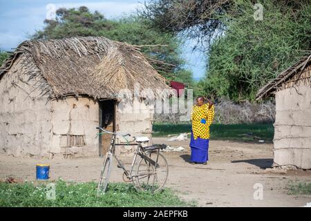 Same, Tanzania, 7th June 2019: maasai woman outsie her home Stock Photo