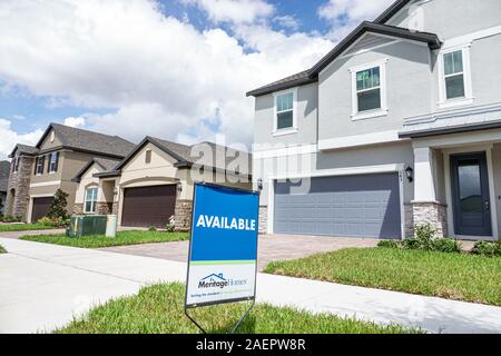 St. Saint Cloud Florida,Harmony,planned community,housing,single family homes home,new construction,available for sale sign,FL190920086 Stock Photo