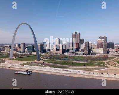 Aerial view of St. Louis Arch and Downtown Stock Photo