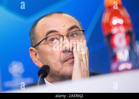 10 December 2019, North Rhine-Westphalia, Leverkusen: Soccer: Champions League, Bayer Leverkusen - Juventus Turin, Group stage, Group D, 6th matchday, press conference. Turin coach Maurizio Sarri attends the press conference. Photo: Rolf Vennenbernd/dpa Stock Photo