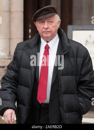 Former Miners' leader leader Arthur Scargill leaving the High Court in London after losing his battle to remain in his rented property in London paid for by the National Union of Mineworkers. Stock Photo