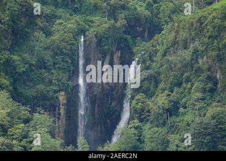 Beautiful Puna Waterfall in Central Province, Sri Lanka Stock Photo