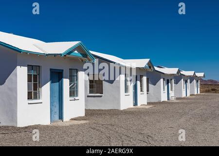 Motor court of Roy's Motel and Cafe along Route 66 in Amboy, California, USA [No property release; available for editorial licensing only] Stock Photo