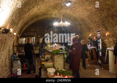 Retz: underground 'drunter' Christmas Market, wine cellar in Weinviertel, Niederösterreich, Lower Austria, Austria Stock Photo