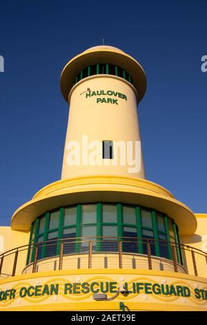 Historic landmark of the Haulover Park Lifeguard Station and lighthouse on Miami Beach, Florida Stock Photo