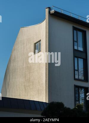 Betony building with one window Stock Photo - Alamy