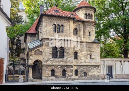 Klaus synagogue and cemetery, Jewish quarter Josefov, Old town (UNESCO), Prague, Czech republic - protected as national cultural landmark. Stock Photo