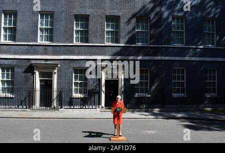 London, UK. 12th Dec, 2019. British Prime Minister Theresa May tenders her resignation outside No.10 Downing Street after months of continued abuse from her party for failing to deliver Brexit in London, on May 24, 2019. Photo by Hugo Philpott/UPI Credit: UPI/Alamy Live News Stock Photo